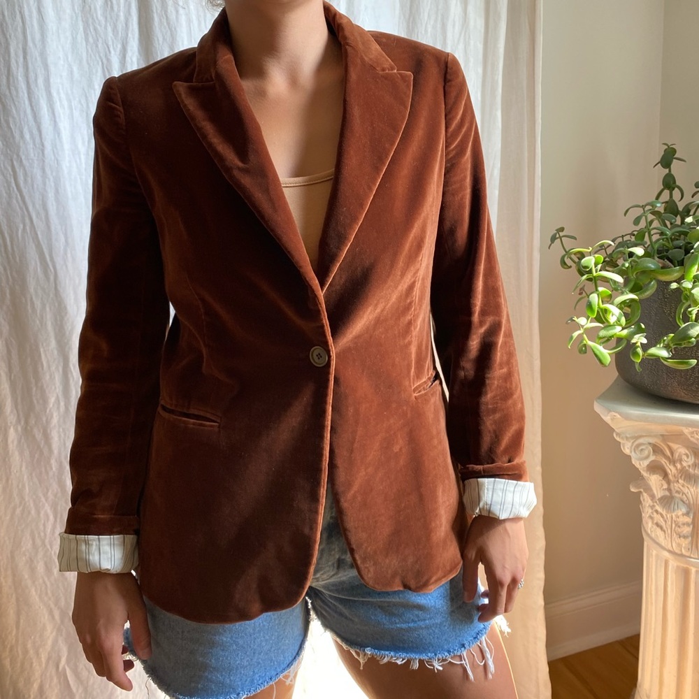 Theory Fitted Velvet Blazer